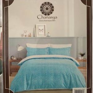 Brand new, never opened twin duvet w/pillowcase.